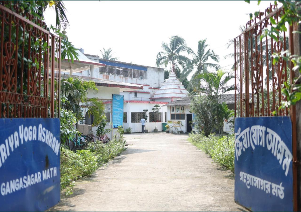Kriya Yoga Wellness Hotel Dhablat Ngoại thất bức ảnh