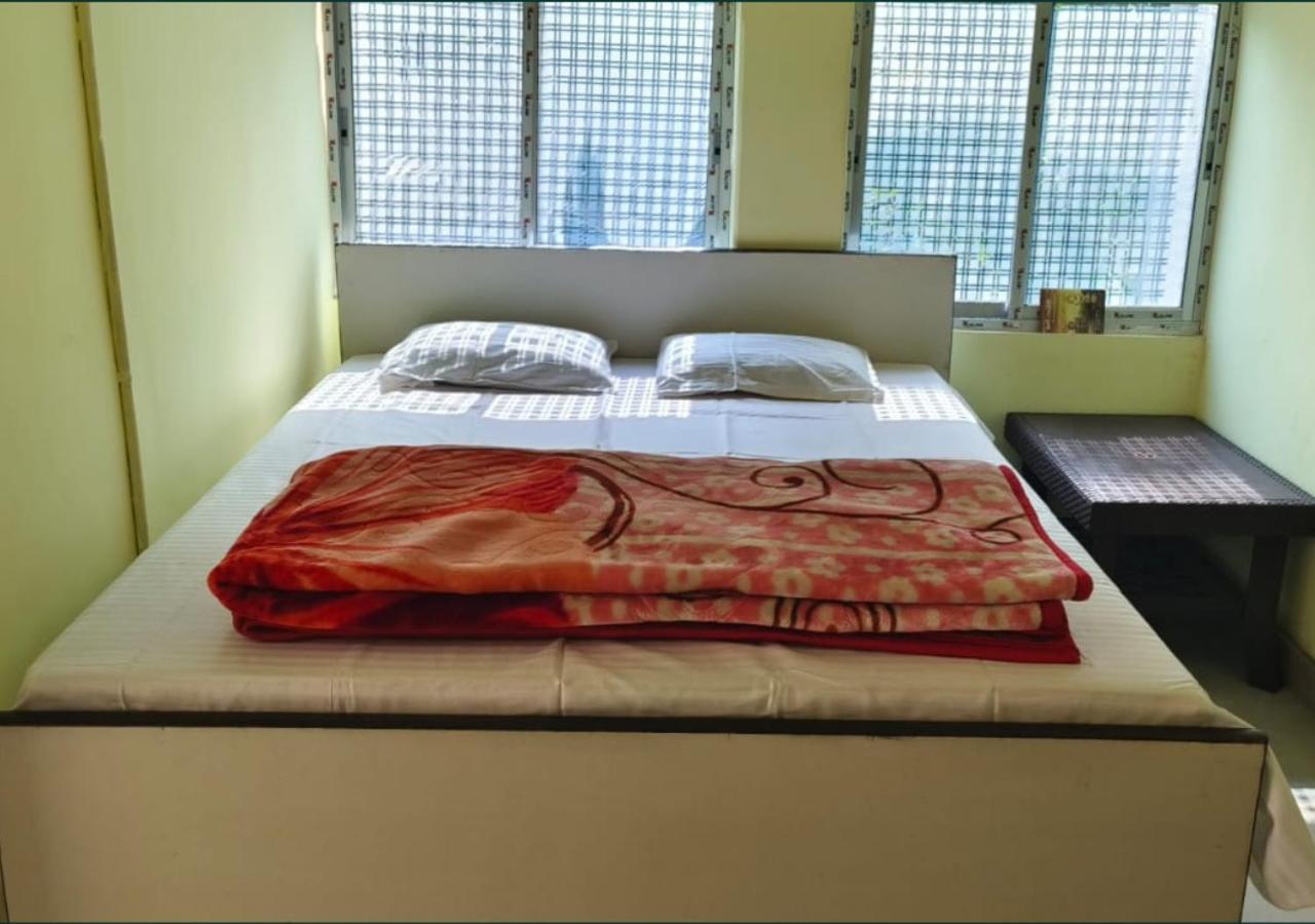 Kriya Yoga Wellness Hotel Dhablat Ngoại thất bức ảnh