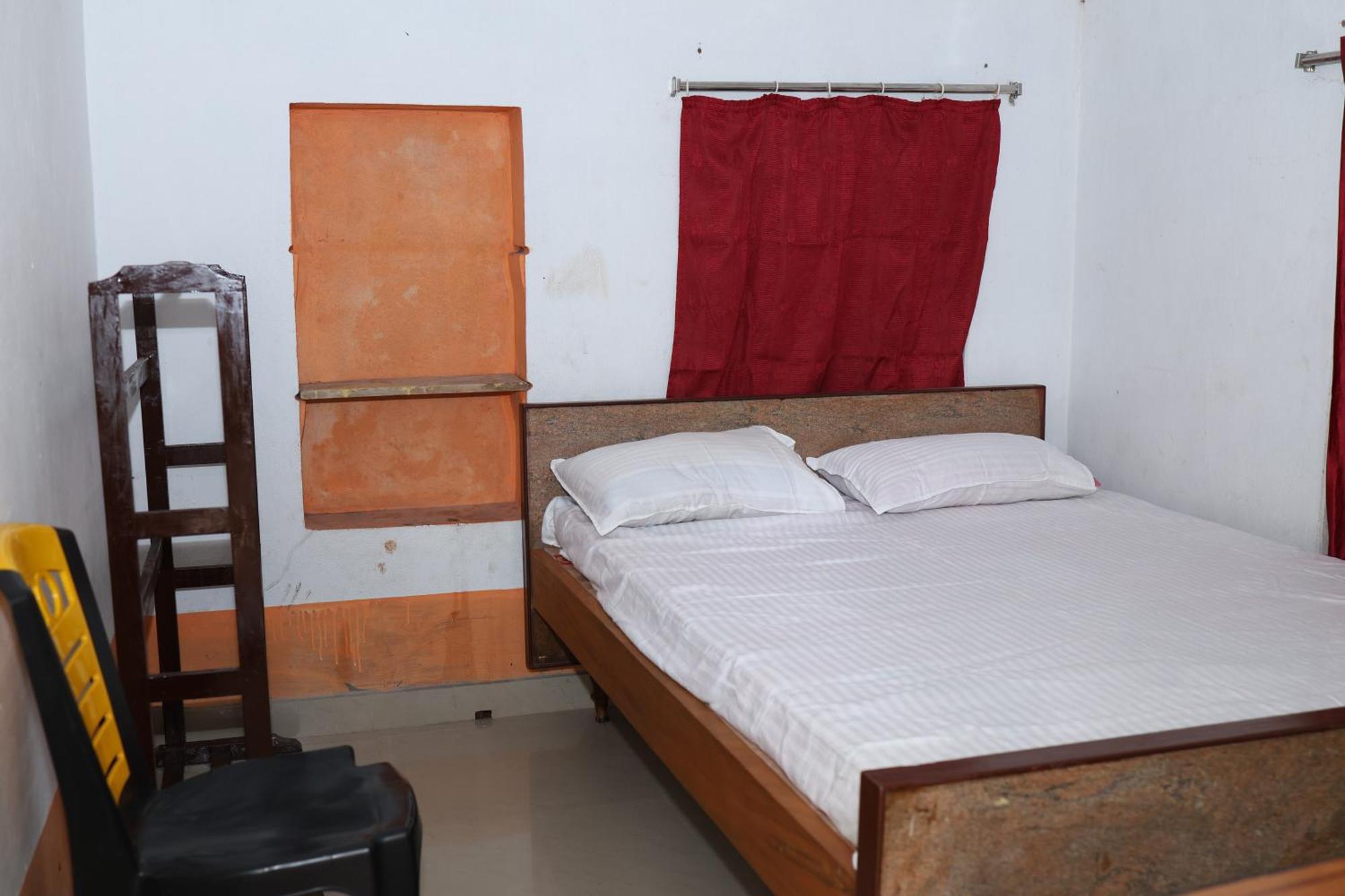 Kriya Yoga Wellness Hotel Dhablat Ngoại thất bức ảnh